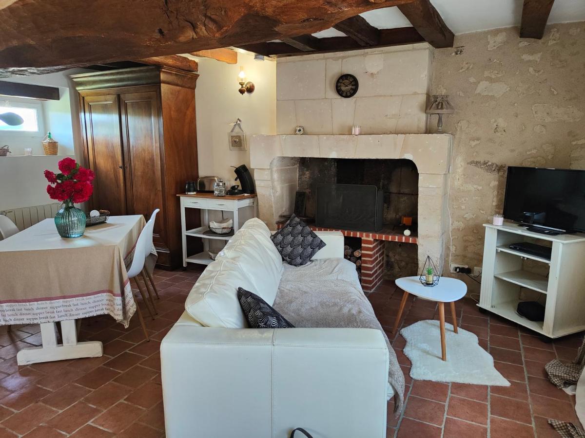 Gite Les Piraudieres Noyant-de-Touraine Kültér fotó