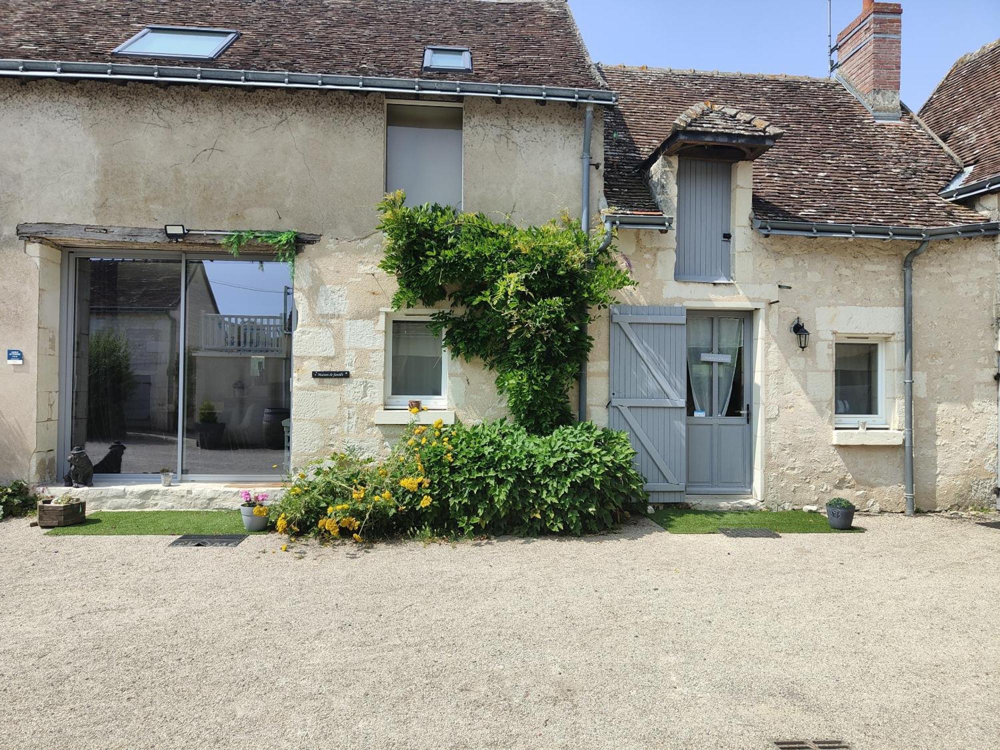 Gite Les Piraudieres Noyant-de-Touraine Szoba fotó